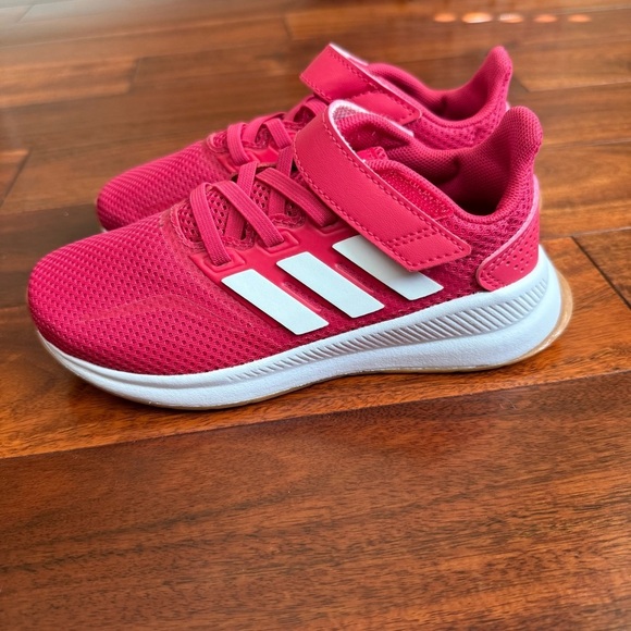 Adidas Kids Sneakers in Bold Pink and White size 11k - Picture 4 of 10